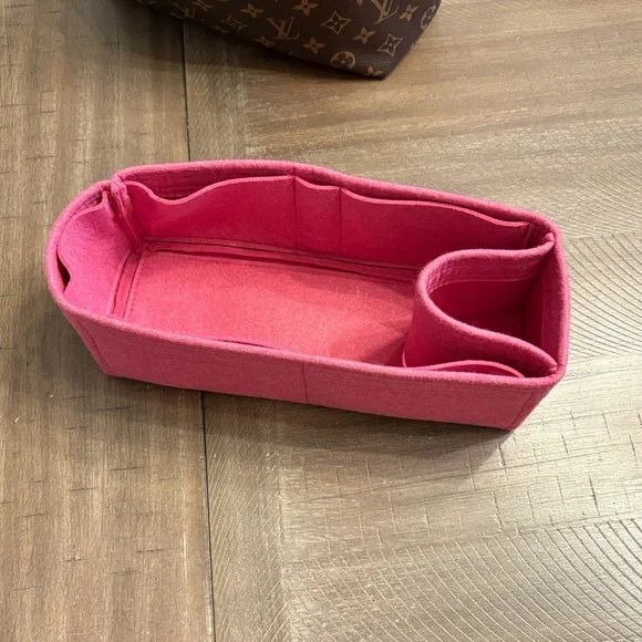 Authentic Louis Vuitton classic monogram Graceful Pm hobo bag in peony - Picture 15 of 16